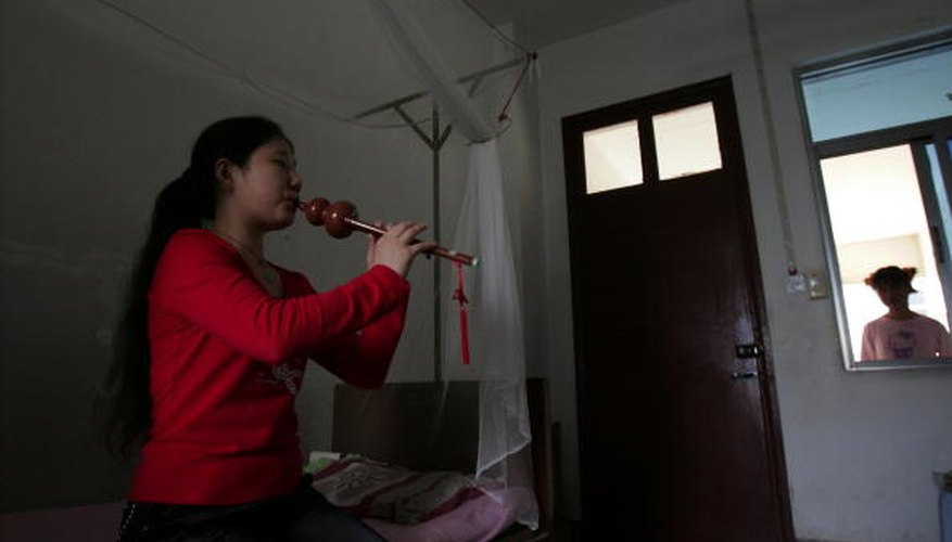 The hulusi is ancient and is still played in modern times. The hulusi is ancient and is still played in modern times.
