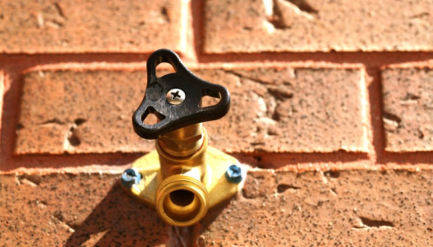 You can connect the sprinkler directly without any electronic controls. You can connect the sprinkler directly without any electronic controls.