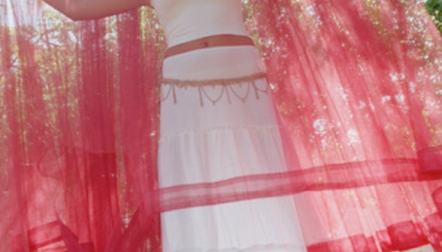 Mesh can be used with a variety of crafts. Mesh can be used with a variety of crafts.