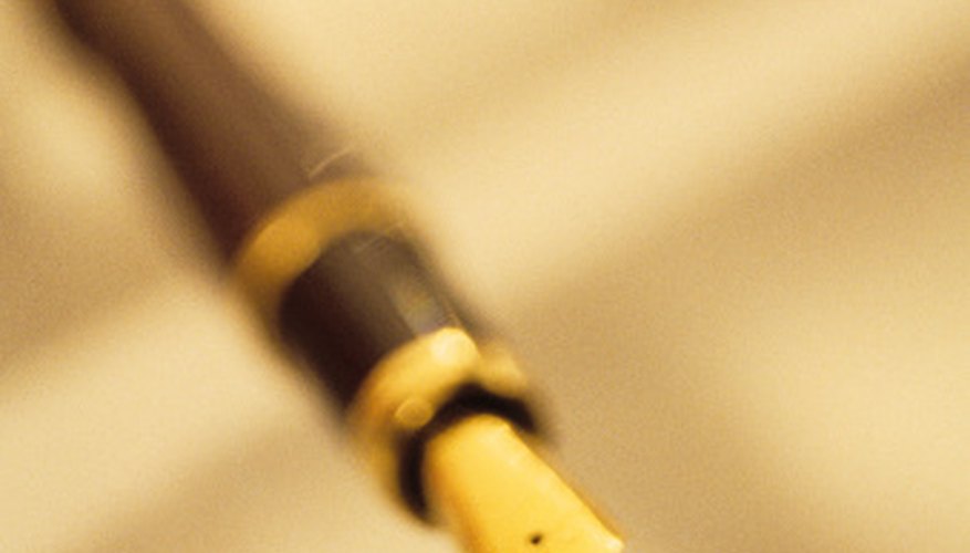 India ink pens have interchangeable nibs. India ink pens have interchangeable nibs.