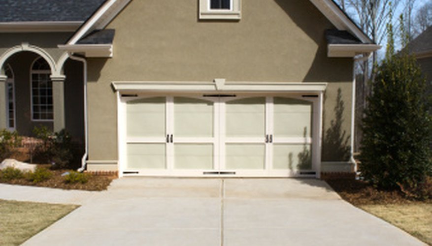 Keep your driveway clean with the aid of a sandblaster. Keep your driveway clean with the aid of a sandblaster.
