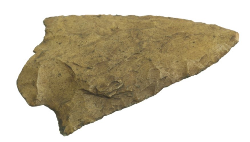 Photo Credit: Hemera Technologies/PhotoObjects.net/Getty Images Quartzite arrowhead