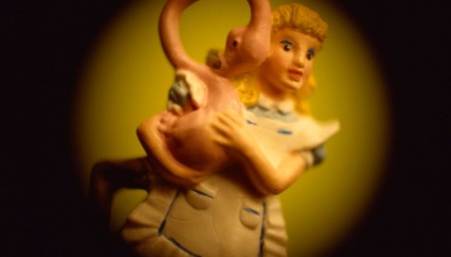 Tweedle Dee is a character in the classic story of Alice in Wonderland. Tweedle Dee is a character in the classic story of Alice in Wonderland.