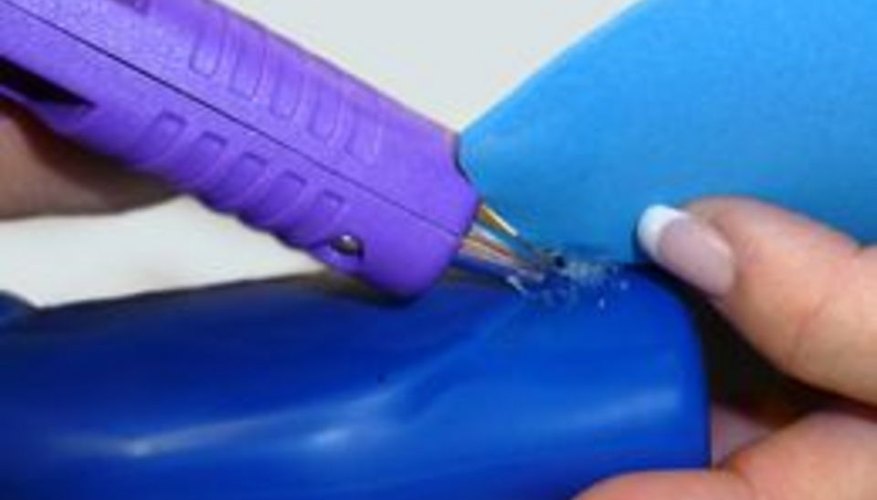 Glue the pieces. Glue the pieces.
