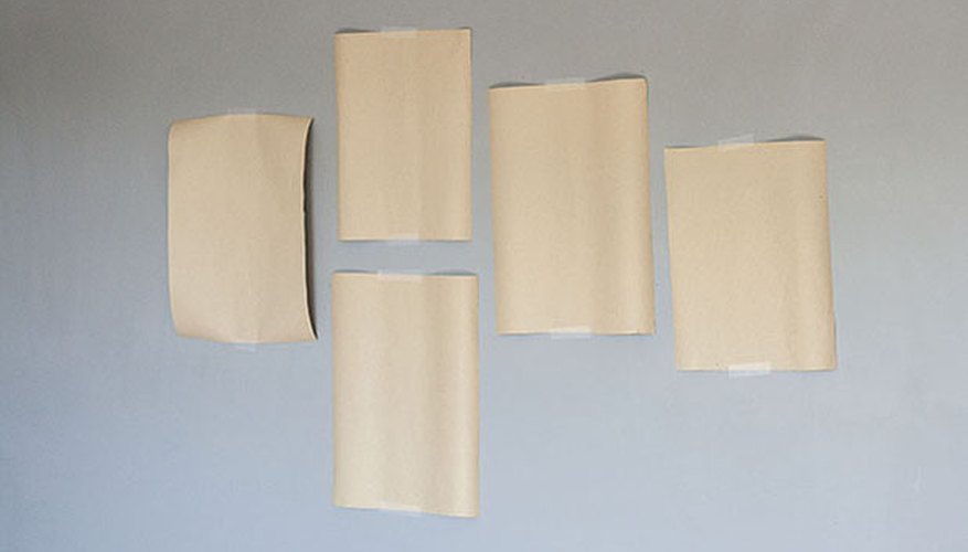 The cut kraft paper allows you to play around with different arrangements. The cut kraft paper allows you to play around with different arrangements.