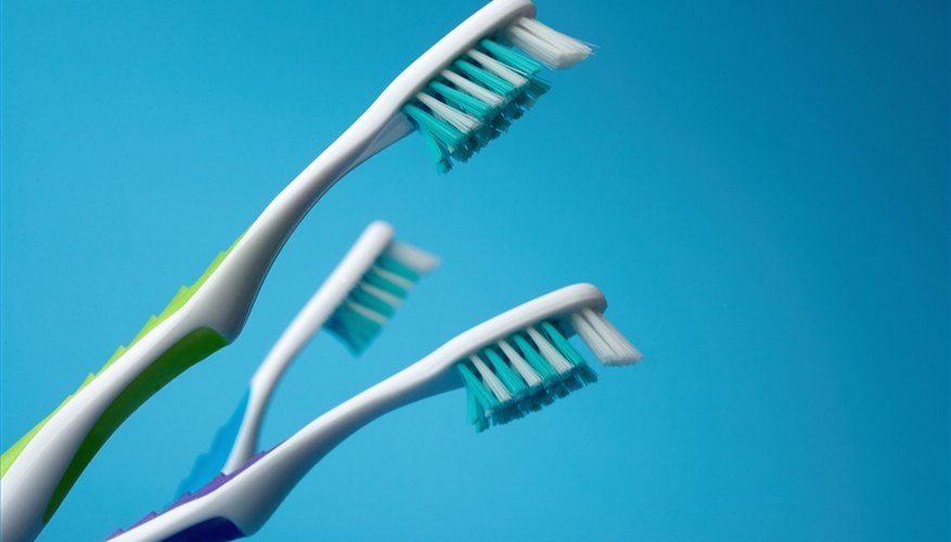 Sterilize a Toothbrush in the Microwave Sterilize a Toothbrush in the Microwave