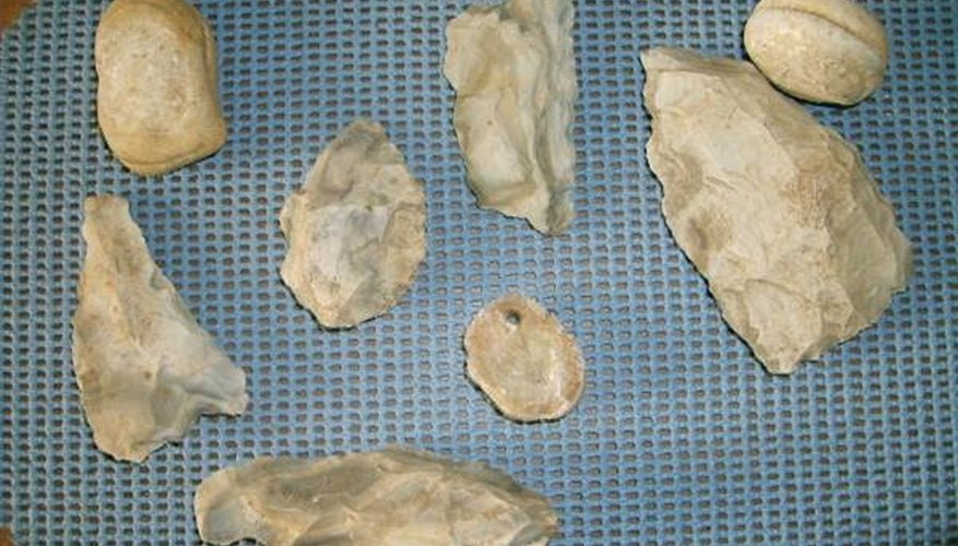 Fishing weights, spearheads and other tools Fishing weights, spearheads and other tools