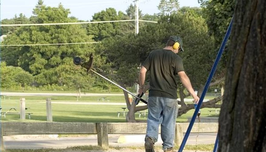 Put Line on a Trimmer Spool Put Line on a Trimmer Spool