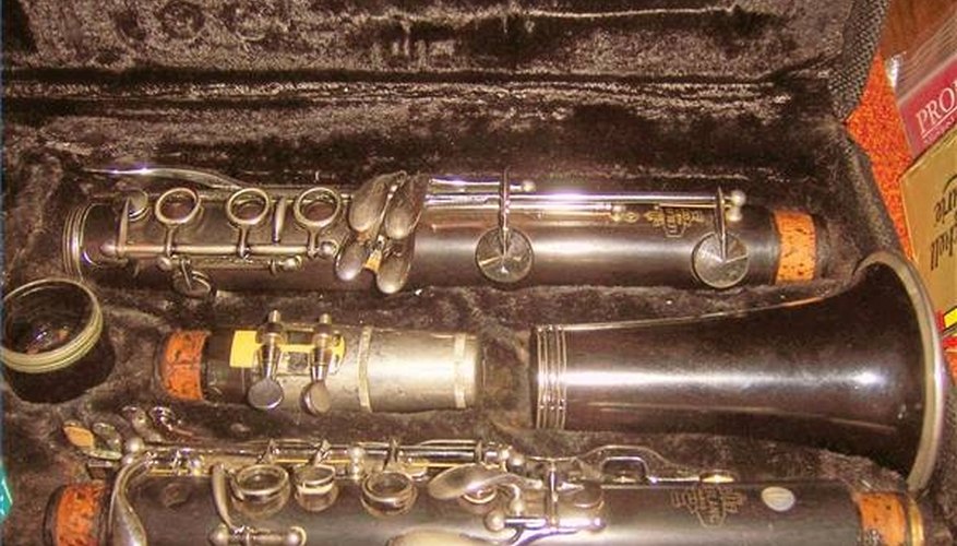 Clarinet of grenadilla wood. Clarinet of grenadilla wood.