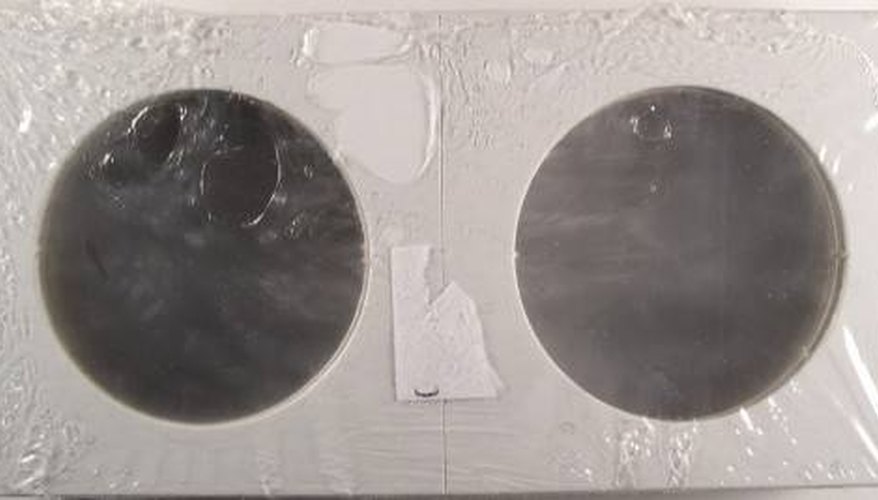 Pre-made coin holders. Courtesy of www.coinpage.com. Pre-made coin holders. Courtesy of www.coinpage.com.