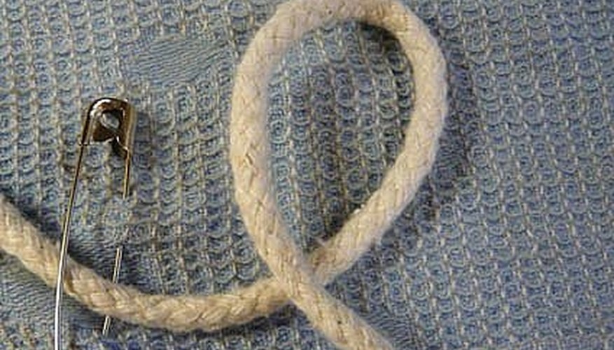 First Loop in Chinese Knot First Loop in Chinese Knot