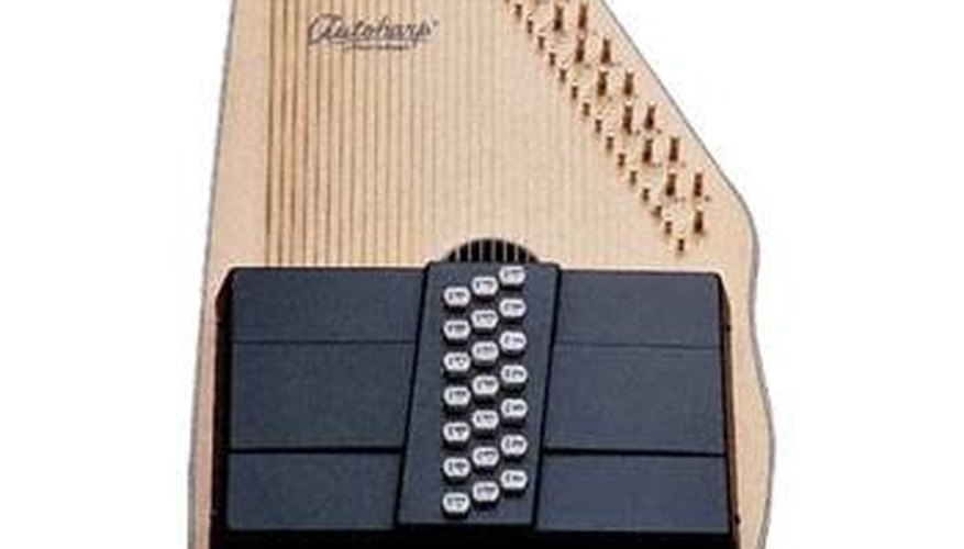 A chromatic autoharp A chromatic autoharp