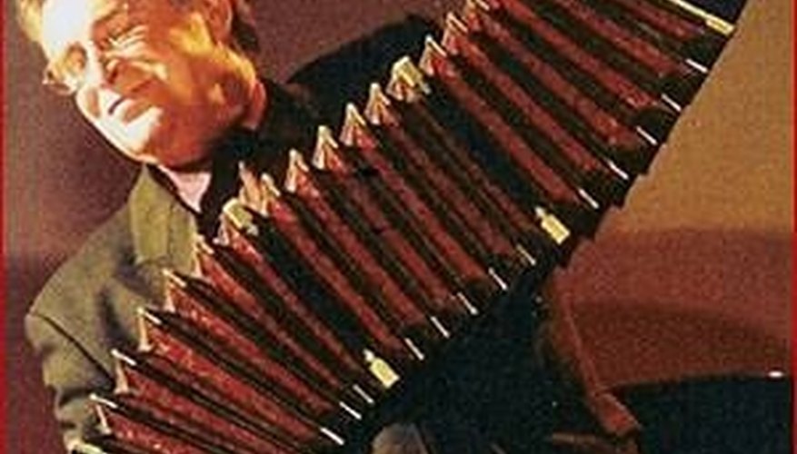 Bandoneonist Romulo Larrea Bandoneonist Romulo Larrea