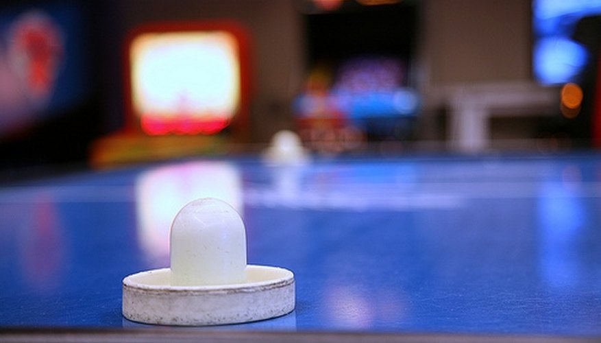 How Air Hockey Tables Work How Air Hockey Tables Work