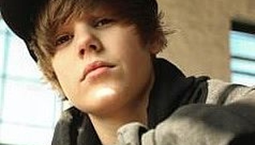 Sing like Justin Bieber by increasing your vocal range. Sing like Justin Bieber by increasing your vocal range.