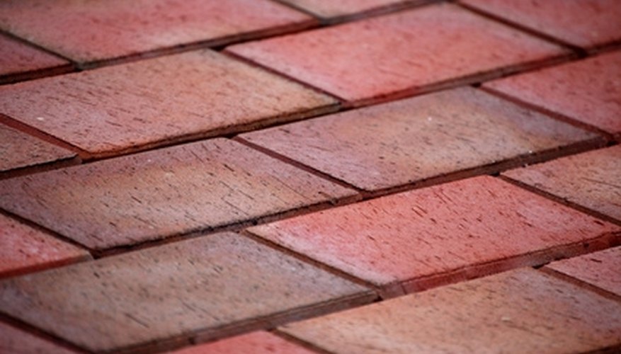 Uniform sizes make manufactured pavers easier to install. Uniform sizes make manufactured pavers easier to install.