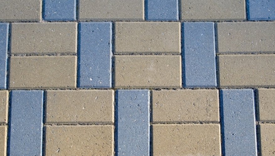 Concrete pavers have a wide range of colors. Concrete pavers have a wide range of colors.