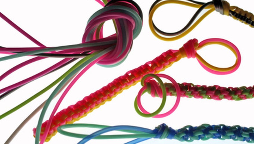 The chinese staircase stitch is one of the easiest lanyard making stitches to learn. The chinese staircase stitch is one of the easiest lanyard making stitches to learn.