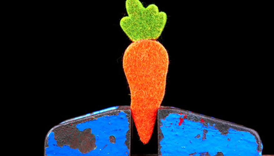 Use felt to make fun play food. Use felt to make fun play food.
