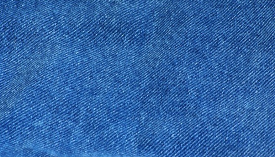Denim is a very well known twill, recognizable by the diagonal pattern of weave. Denim is a very well known twill, recognizable by the diagonal pattern of weave.
