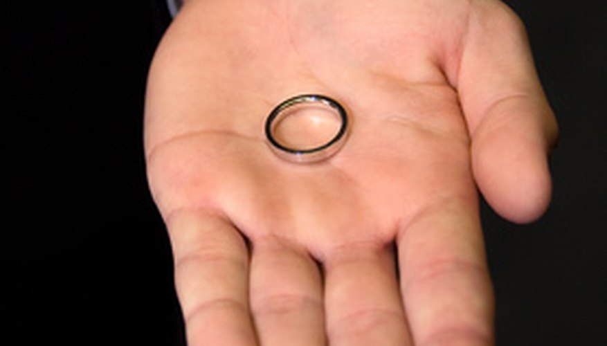 A simple gold ring. A simple gold ring.