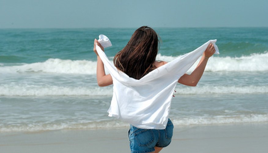 White cotton T-shirts work best for tie-dying. White cotton T-shirts work best for tie-dying.