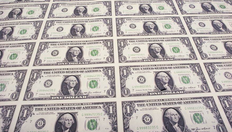 Money paper chains using fake currency make great party favors. Money paper chains using fake currency make great party favors.
