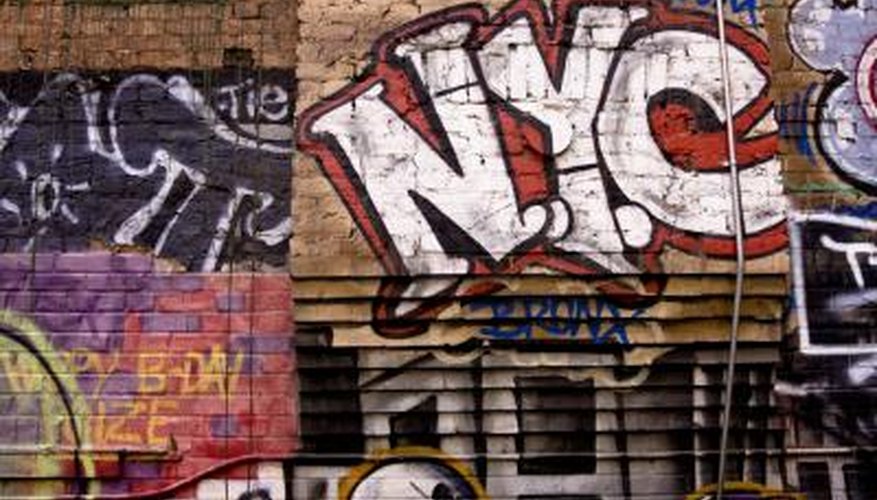 Graffitti. Graffitti.
