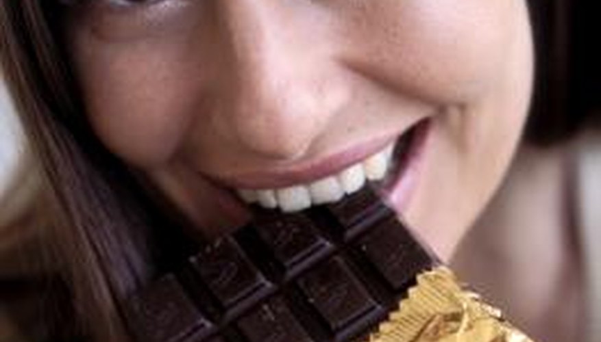 Dark chocolate increases the body's fat-burning energy. Dark chocolate increases the body's fat-burning energy.