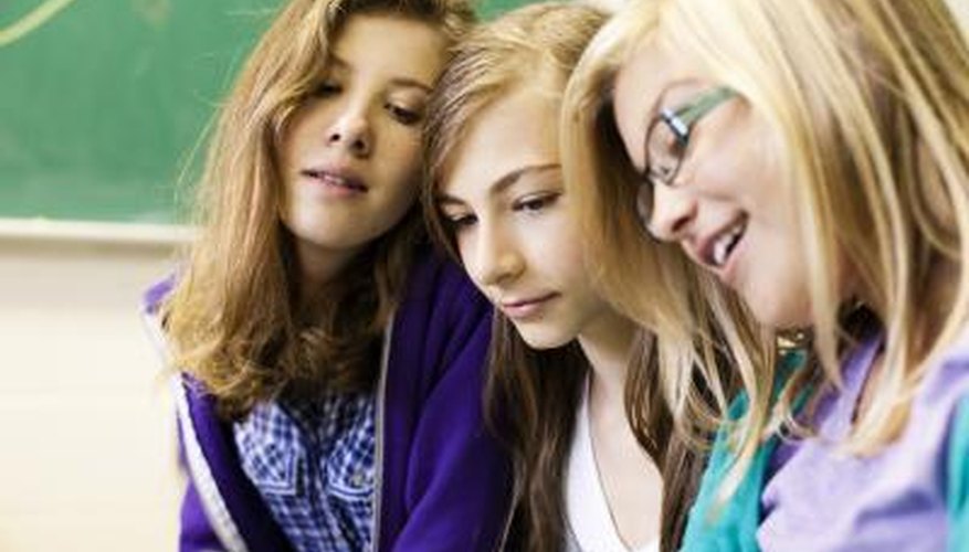 Cellphones present new opportunities and challenges for students Cellphones present new opportunities and challenges for students