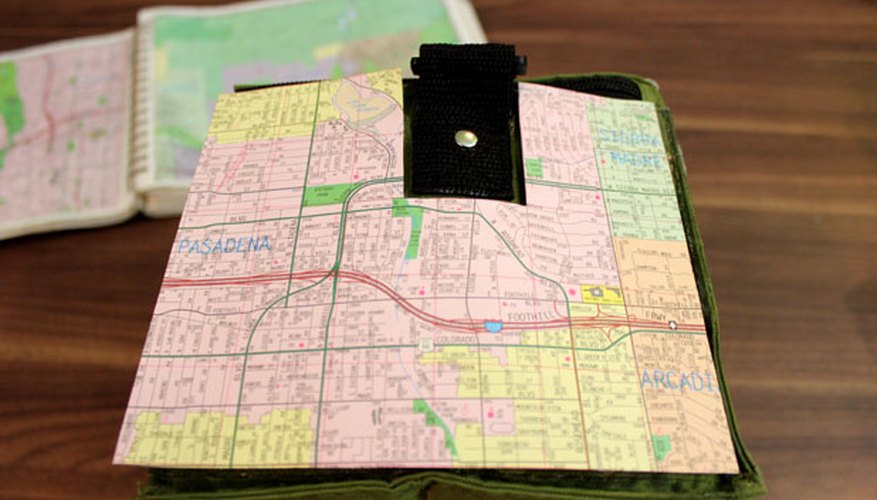 Cut maps to fit all sides Cut maps to fit all sides