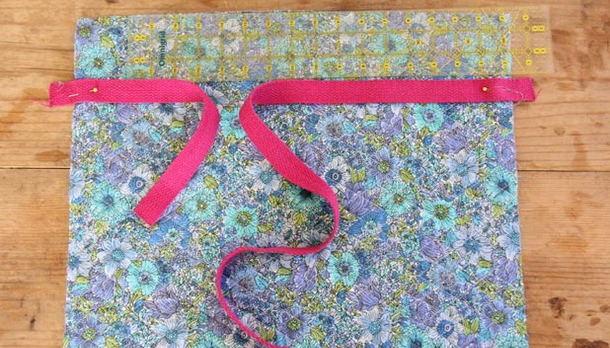 Pin Webbing onto Quilted Fabric Pin Webbing onto Quilted Fabric