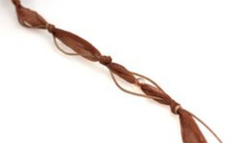 Photo Credit: Jerry Dowdle String Single Bead