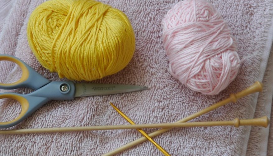 Only a few items are needed for this quick project. Only a few items are needed for this quick project.