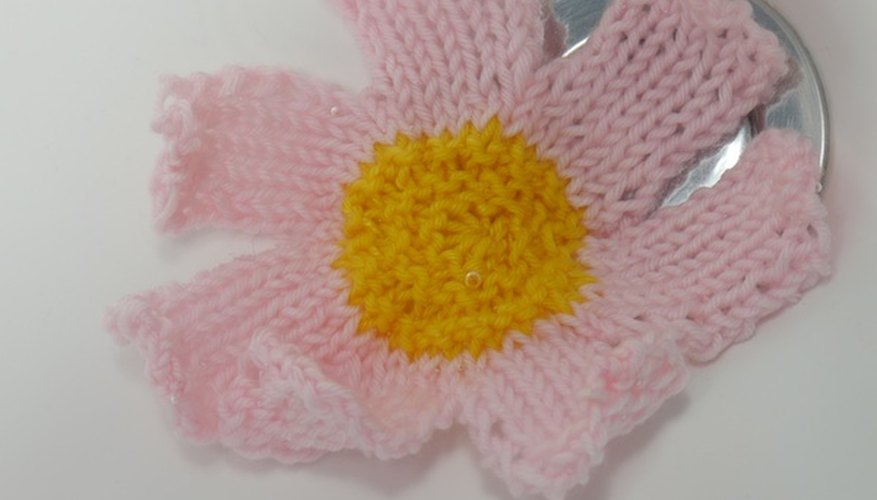 Soak the flower in water to relax the petals. Soak the flower in water to relax the petals.
