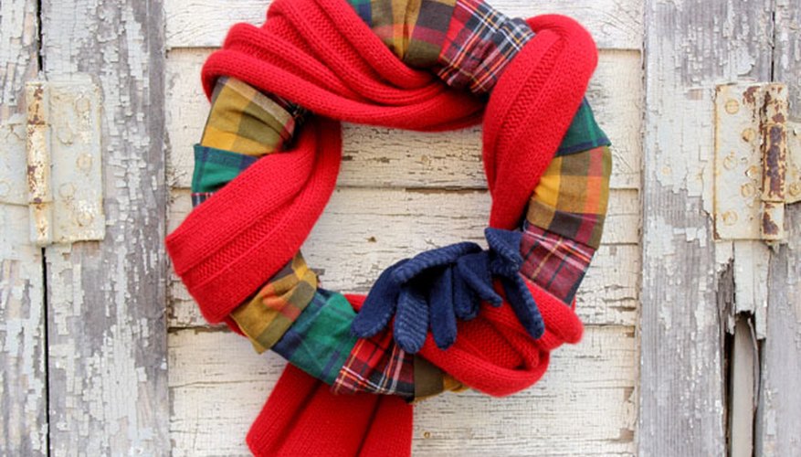 Flannel and Scarf Autumn Wreath Flannel and Scarf Autumn Wreath