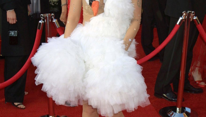 Bjork's swan outfit from the 2001 Oscars is one of the most memorable looks -- and not necessarily in a good way. Bjork's swan outfit from the 2001 Oscars is one of the most memorable looks -- and not necessarily in a good way.