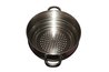 Drain the noodles with a colander.