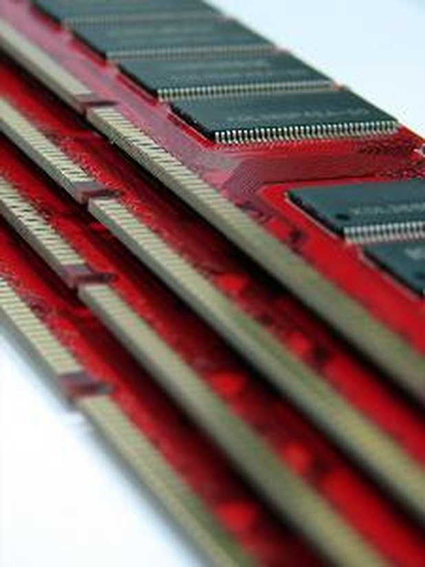 Revisa la velocidad de la memoria RAM.