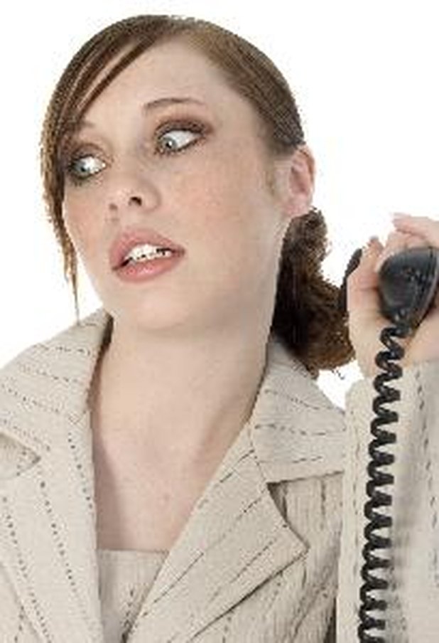 Llama a tu proveedor de servicio móvil y comprueba los datos de tu cuenta.