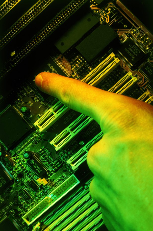 Una placa madre ineficiente puede evitar que la CPU se desempeñe de manera óptima.