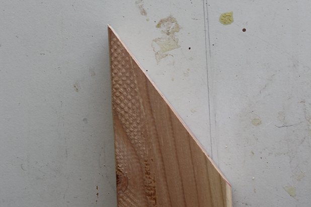 The ends with one 35 degree angle cut will connect at the top of the catapult.
