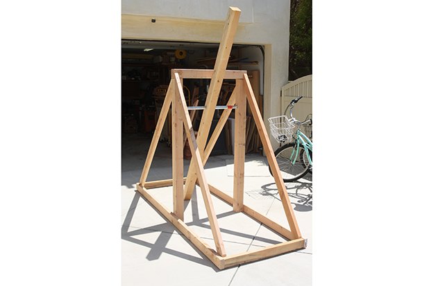Assembled structure with 2x4 side supports.