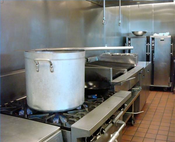 Organized range line with holding cabinets Organized range line with holding cabinets