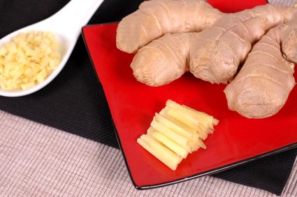 Fresh ginger gives grilled yellowtail an Asian taste.