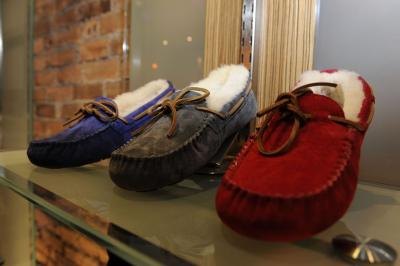 Ugg slip-on sandals