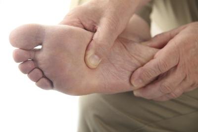 Pseudogout is hard to diagnose because it is so similar to regular gout.