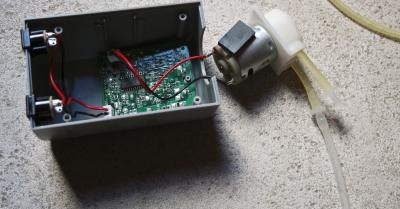 The mechanics of an aquarium air pump.