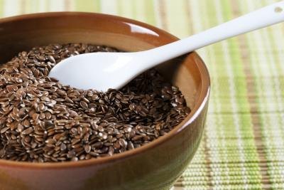 bowl of flax seeds