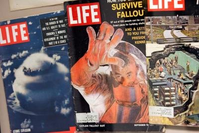 Old issues of Life magazine